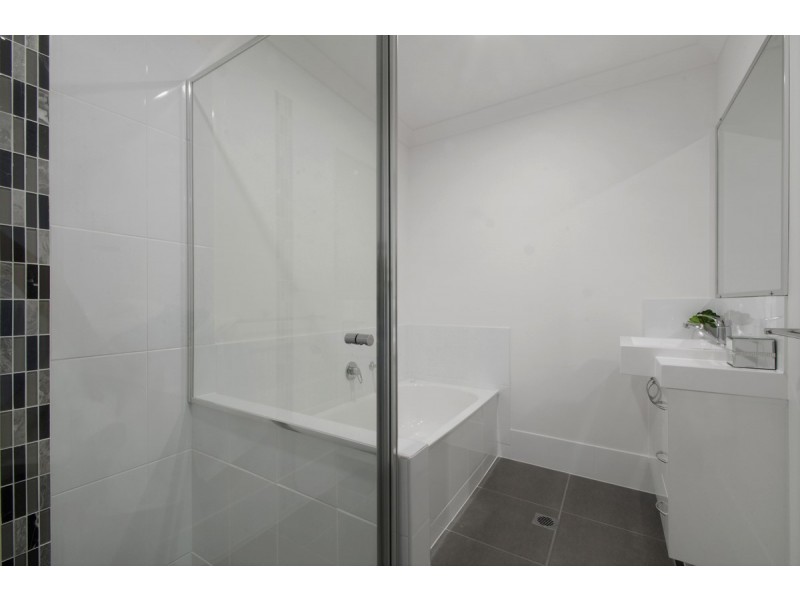 22/39 River Road, Bundamba QLD 4304