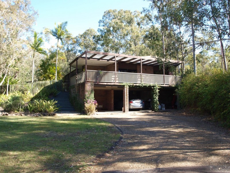 32 Kanangra Close, Karana Downs QLD 4306