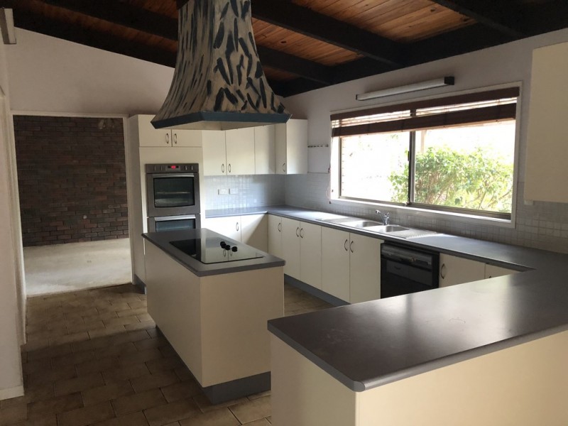 32 Kanangra Close, Karana Downs QLD 4306