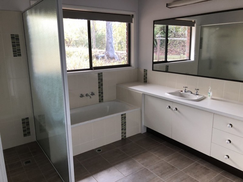 32 Kanangra Close, Karana Downs QLD 4306
