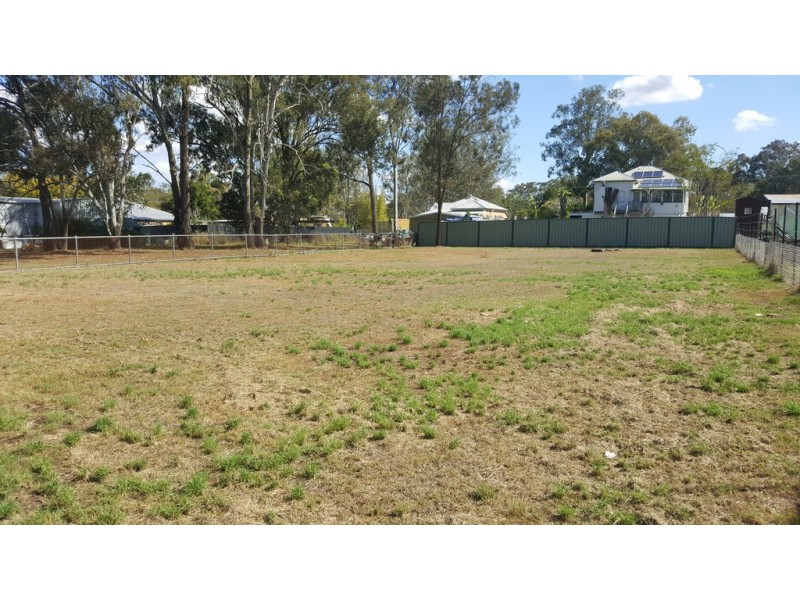 7 Railway St, Coominya QLD 4311