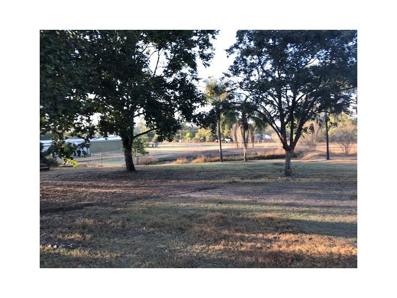 48 Poplar Street, Walloon QLD 4306
