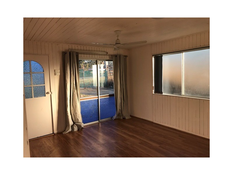 48 Poplar Street, Walloon QLD 4306