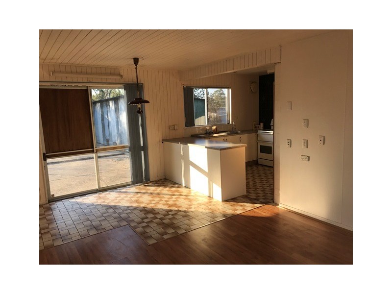 48 Poplar Street, Walloon QLD 4306