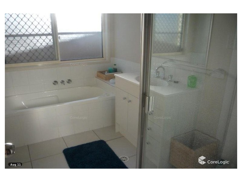 15 Eucalypt, Anstead QLD 4070