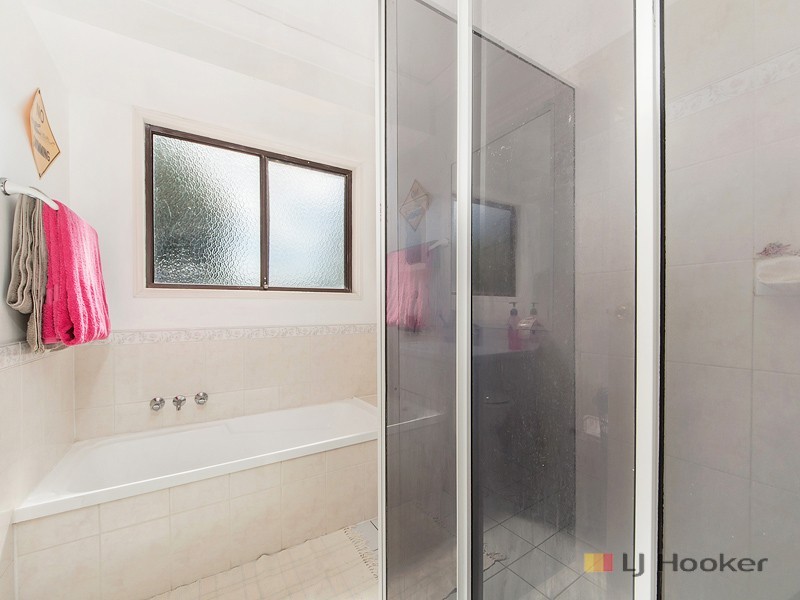 64 Dellvene Cres, Rosewood QLD 4340