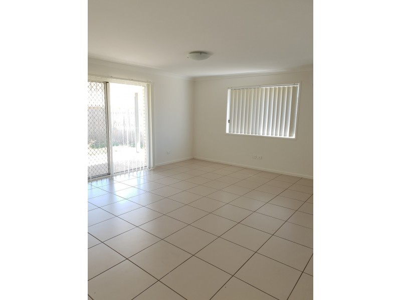 22 Denning St, Fernvale QLD 4306