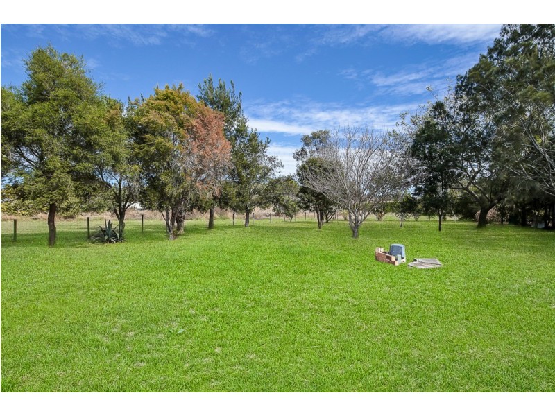 222 Rose Avenue, Minden QLD 4311