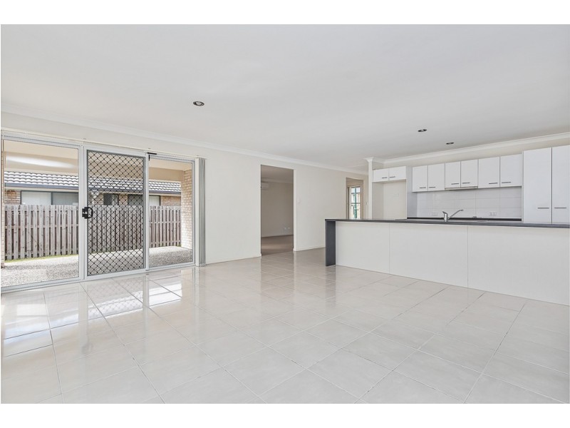 24 Parkwood St, Fernvale QLD 4306