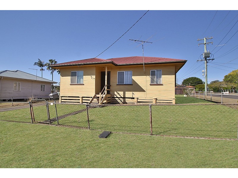 15 Cairns Road, Ebbw Vale QLD 4304