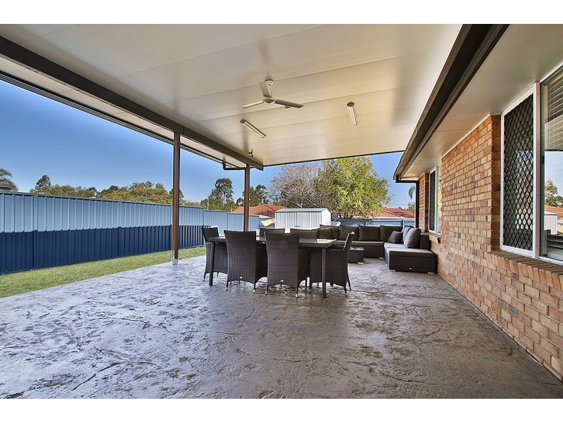 11 Cocos Place, Raceview QLD 4305