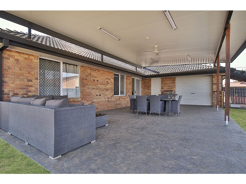 11 Cocos Place, Raceview QLD 4305