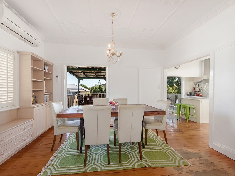 16 ALLARDYCE STREET, Graceville QLD 4075