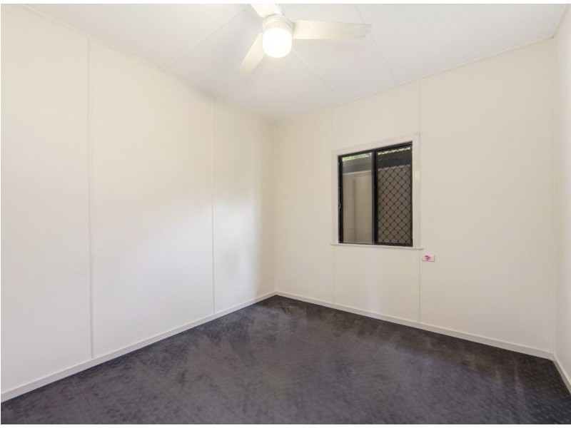 20 Taylor Street, Bundamba QLD 4304