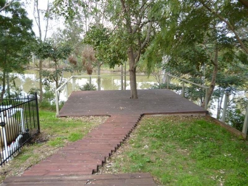 30 Vanwall Road, Moggill QLD 4070