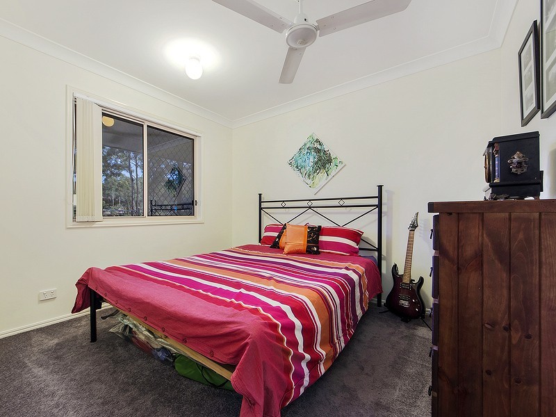 1 River Oak Court, Lowood QLD 4311