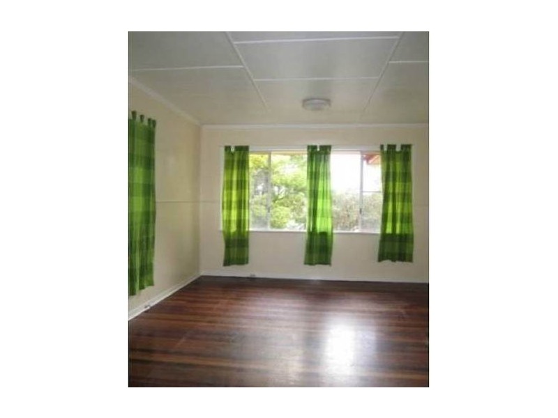 29 Stafford Street, Booval QLD 4304