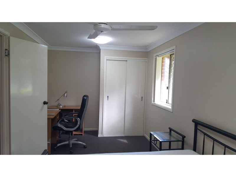 199 Warwick Rd, Churchill QLD 4305