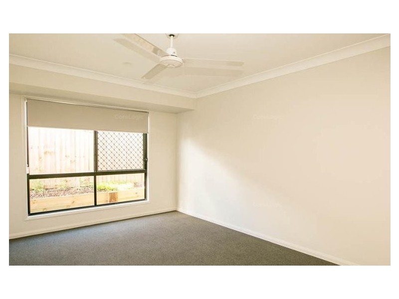 20 John  Street, Walloon QLD 4306