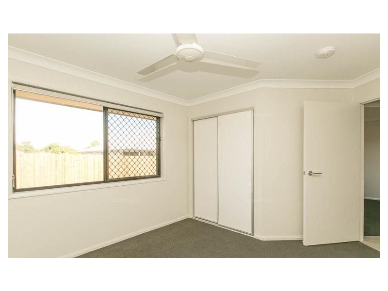 20 John  Street, Walloon QLD 4306