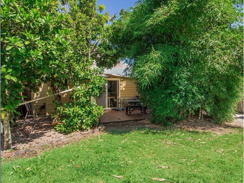 24 Pine Street, North Ipswich QLD 4305