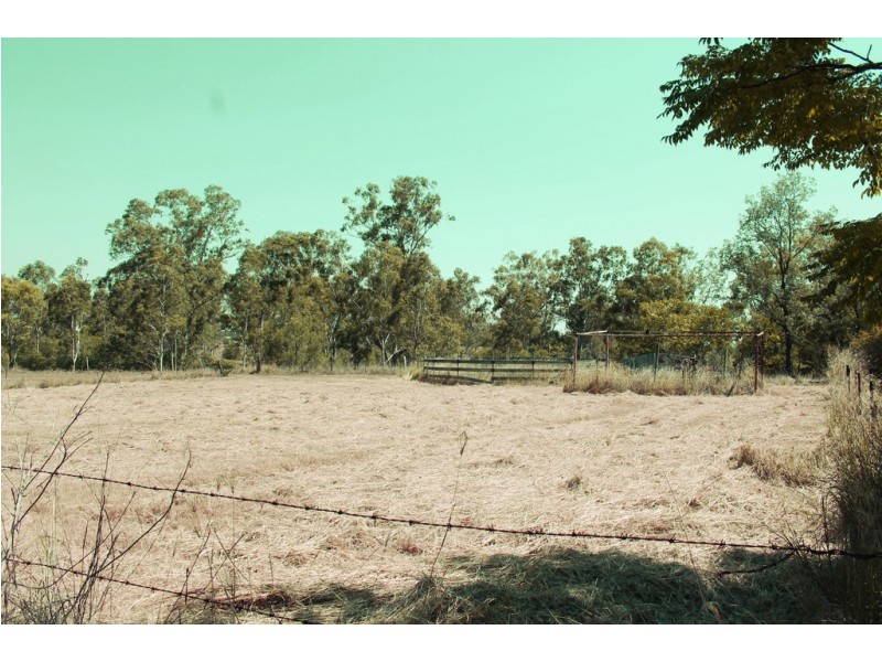 2 Darcy Lane, One Mile QLD 4305