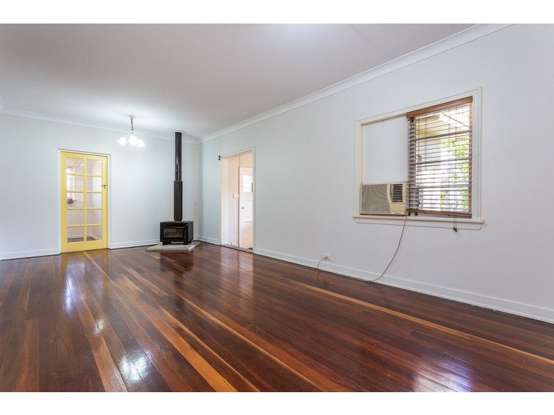 One Mile QLD 4305