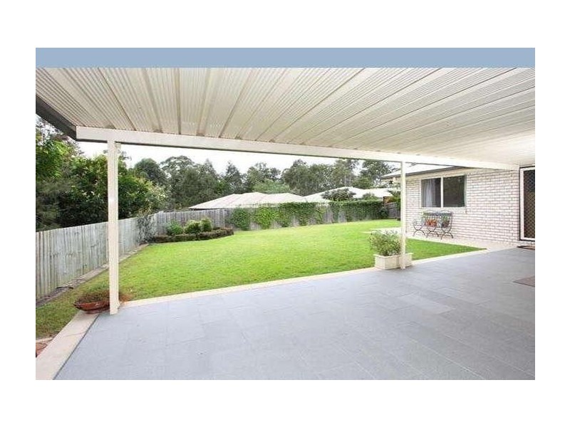 12 Salubris Place, Moggill QLD 4070