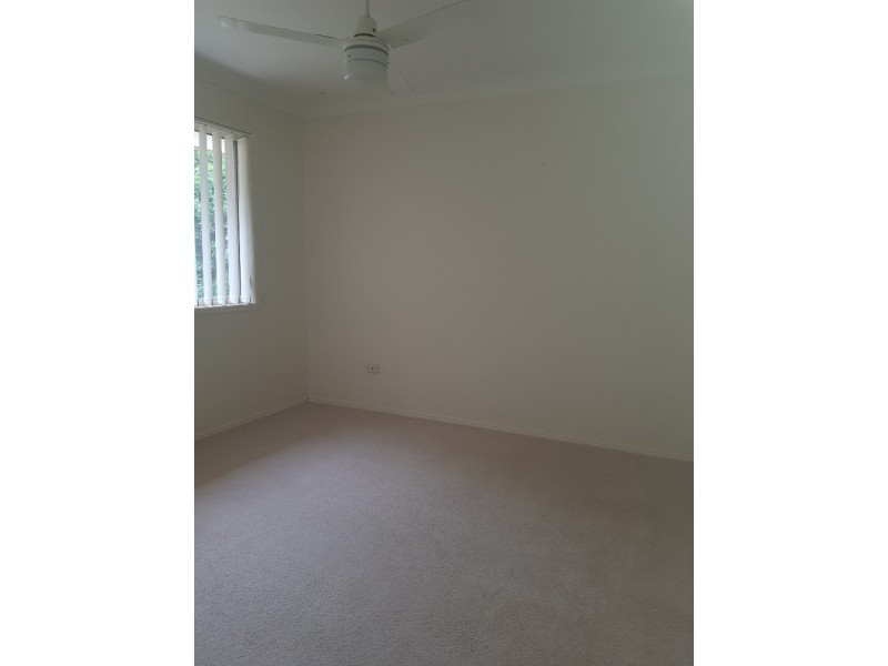 12 Salubris Place, Moggill QLD 4070