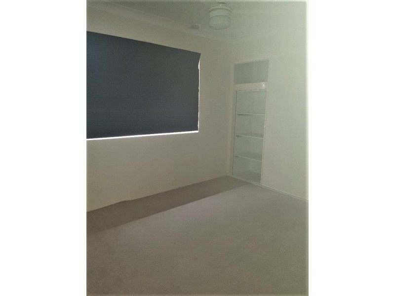 12 Salubris Place, Moggill QLD 4070