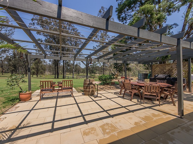 53 Durlik Road, Pine Mountain QLD 4306