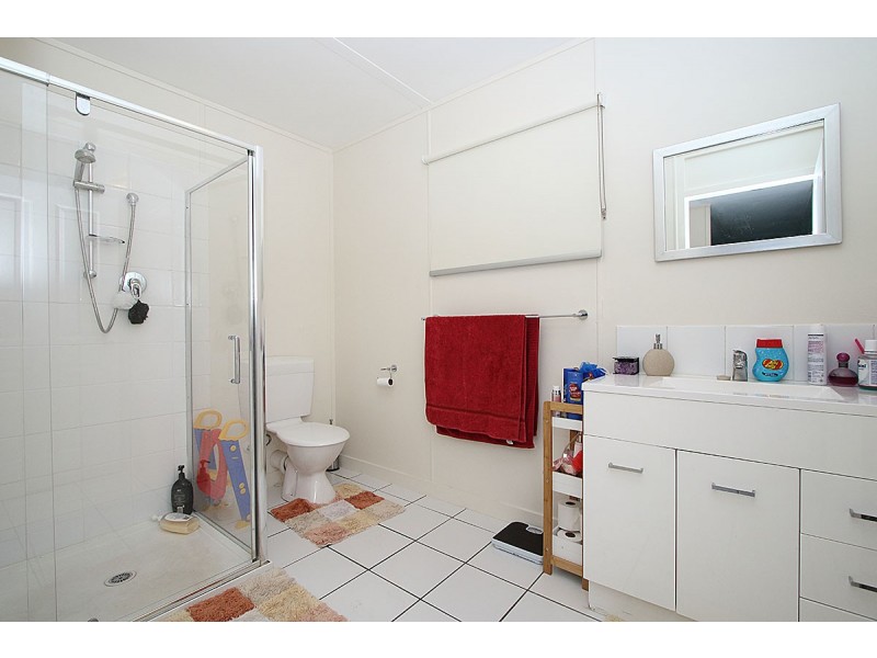 31 John St, Marburg QLD 4346