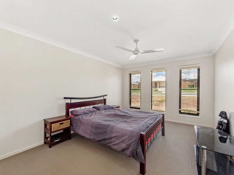 94 Honeywood Drive, Fernvale QLD 4306