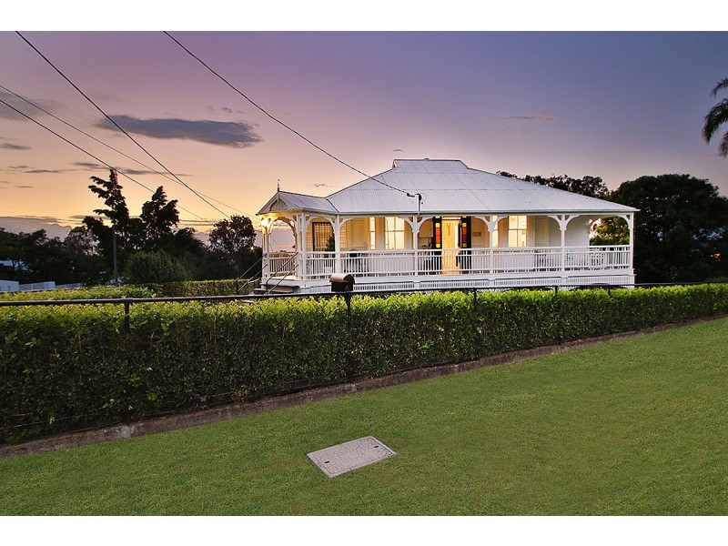 6 Rowland Terrace, Sadliers Crossing QLD 4305