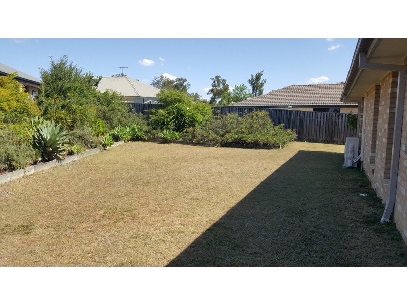 6 Crystalwood Court, Fernvale QLD 4306