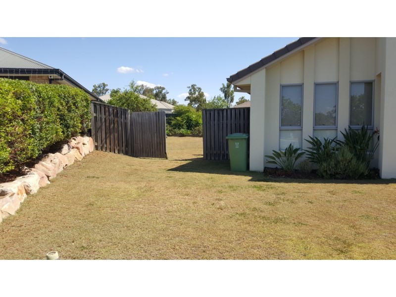 6 Crystalwood Court, Fernvale QLD 4306