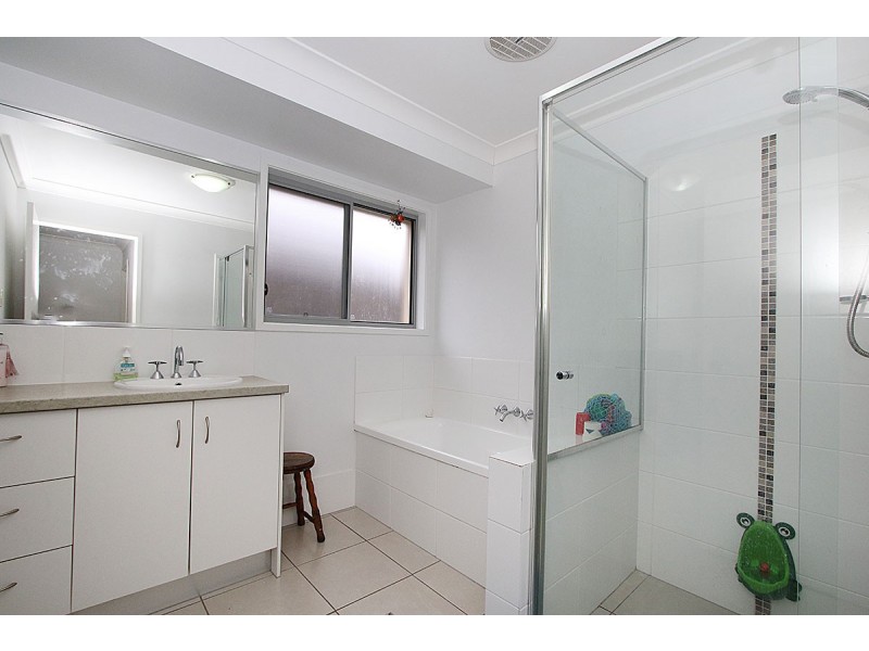 3 Brolga Street, Lowood QLD 4311