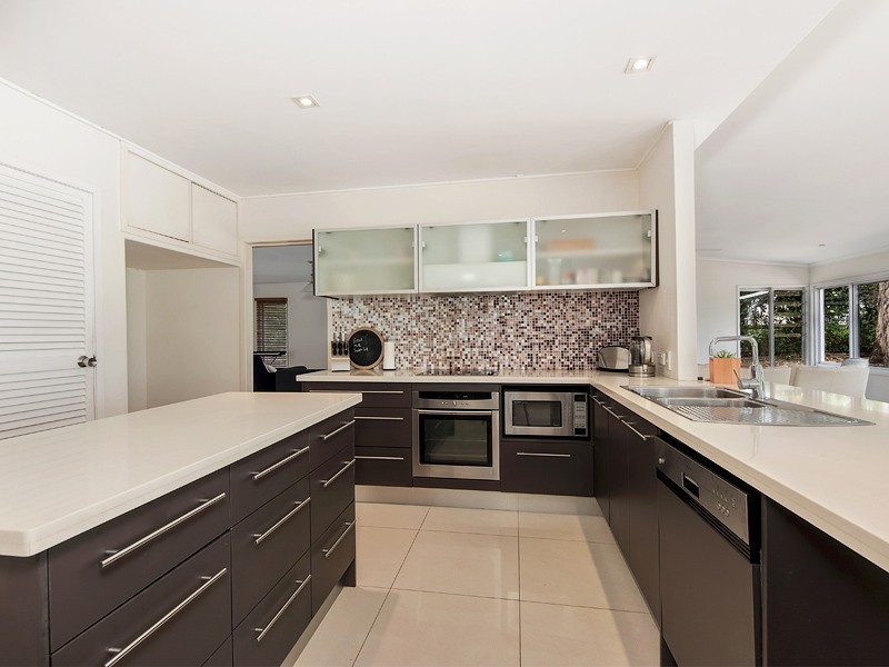 30 Vanwall Rd, Moggill QLD 4070