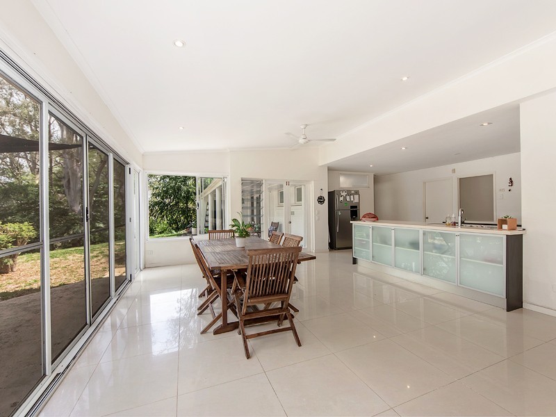 30 Vanwall Rd, Moggill QLD 4070