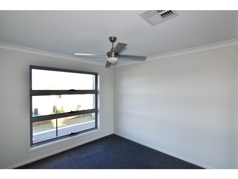 24 Mallee Circuit, Moggill QLD 4070
