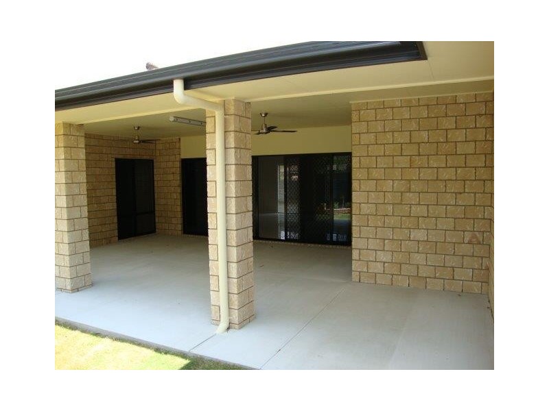 25 Westaway Crescent, Bellbowrie QLD 4070
