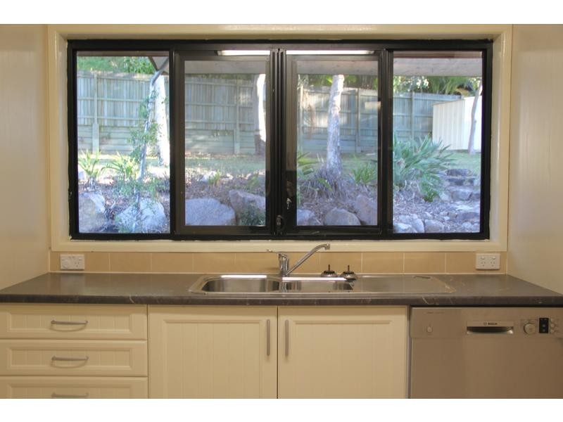 24 Sweetgum Street, Bellbowrie QLD 4070