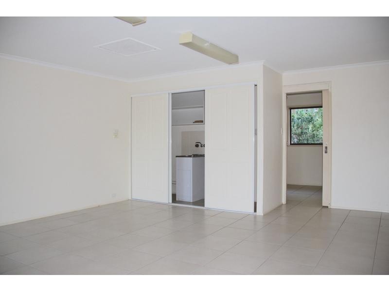 24 Sweetgum Street, Bellbowrie QLD 4070