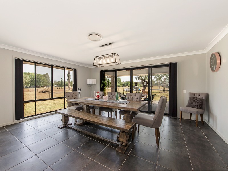 14 Poole Road, Fernvale QLD 4306