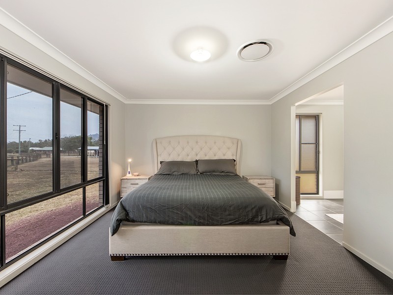 14 Poole Road, Fernvale QLD 4306