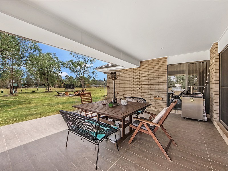 14 Poole Road, Fernvale QLD 4306