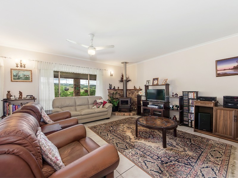 19 Greet Rd, Ashwell QLD 4340