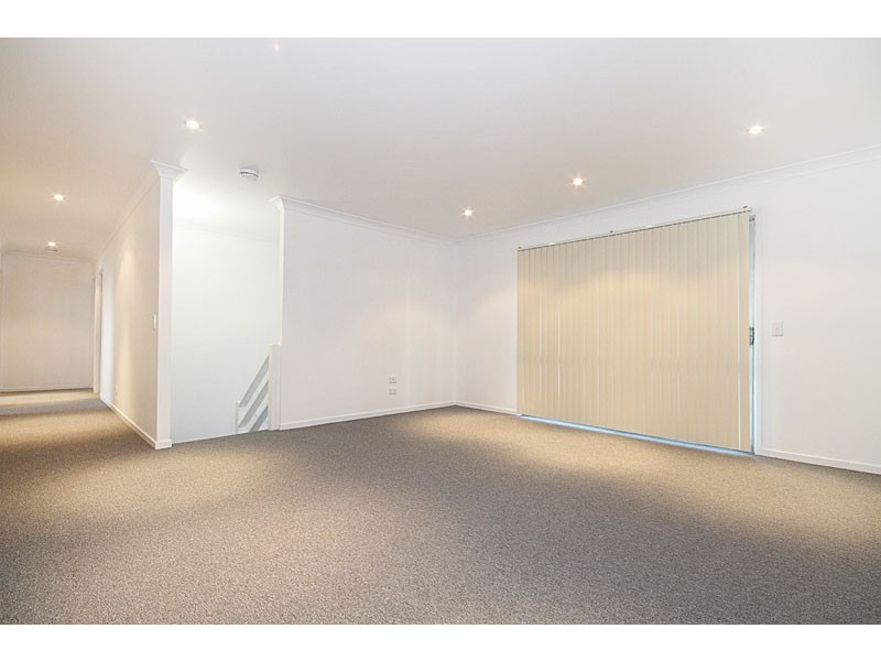 11 Cox Crescent, Goodna QLD 4300