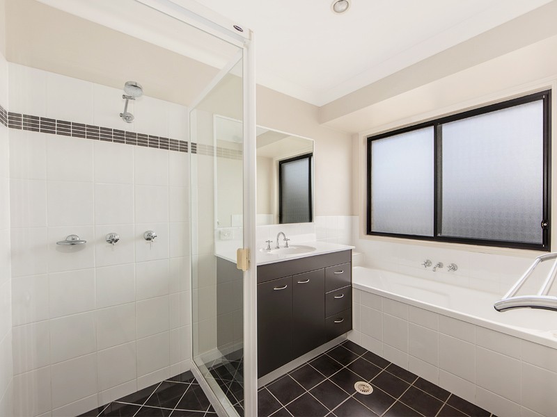 26 Turrbal Street, Bellbowrie QLD 4070