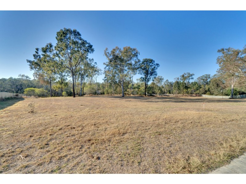 94 Equestrian Drive, Yamanto QLD 4305